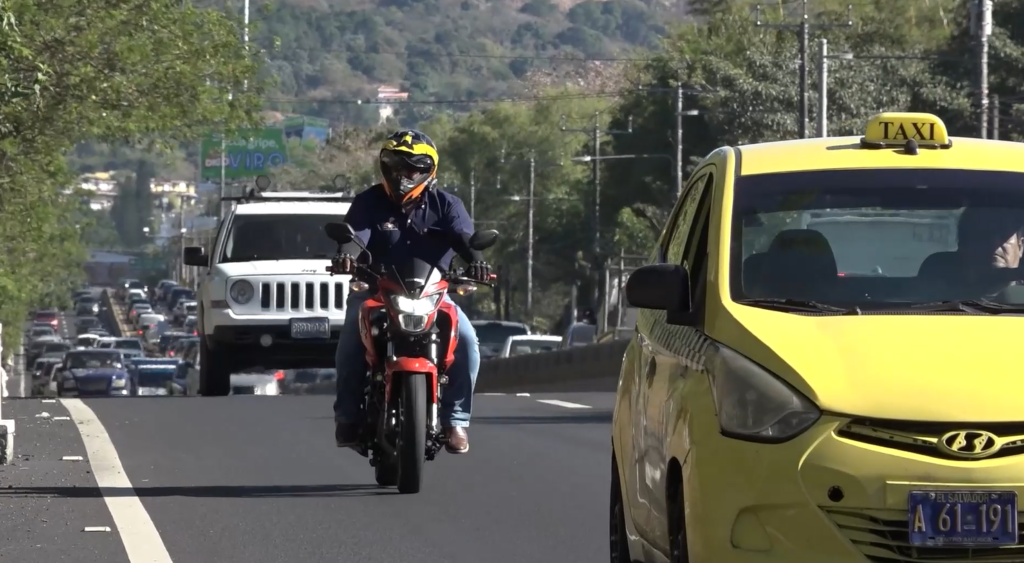 La motocicleta como herramienta de trabajo