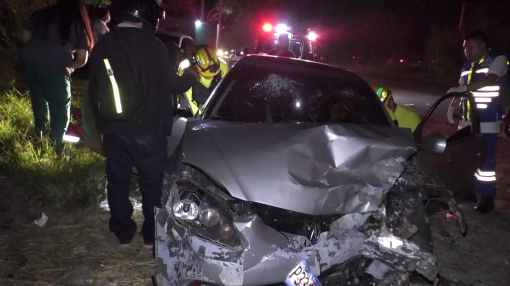 Siete lesionados en accidentes de tránsito - Canal 12 de El Salvador