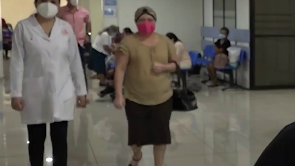 Incrementan diagnósticos de cáncer de mama en mujeres jóvenes - Canal ...