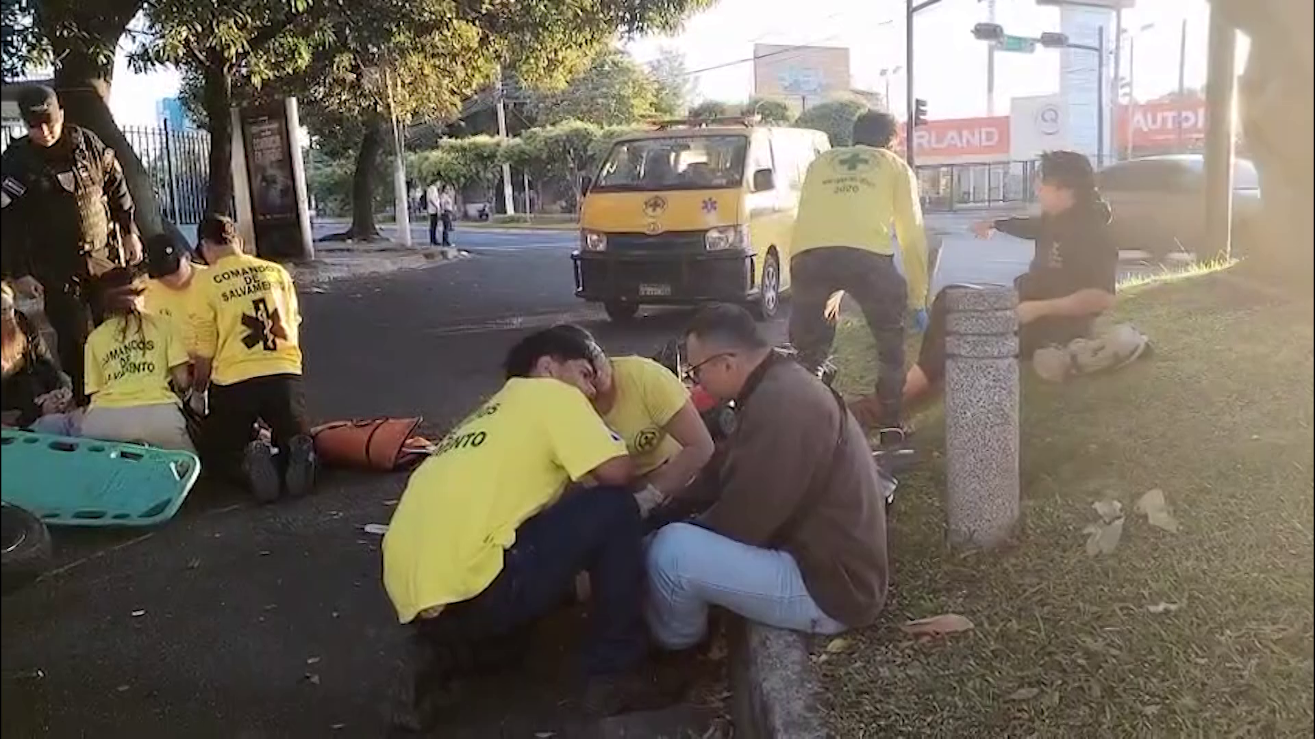 Un fallecido y varios lesionados en accidentes de tránsito - Canal 12 ...