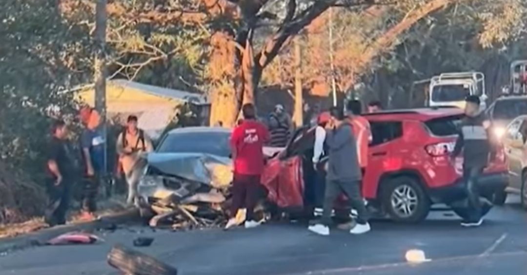 Ola de accidentes deja un muerto y varios lesionados en percances ...