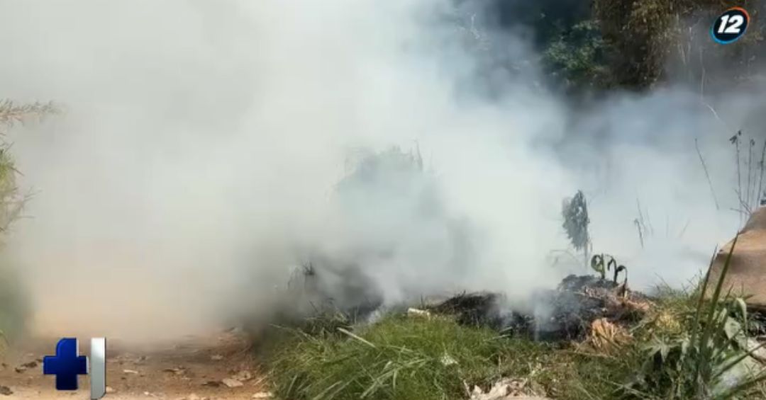 Quema de basura se sale de control en San Marcos - Canal 12 de El Salvador
